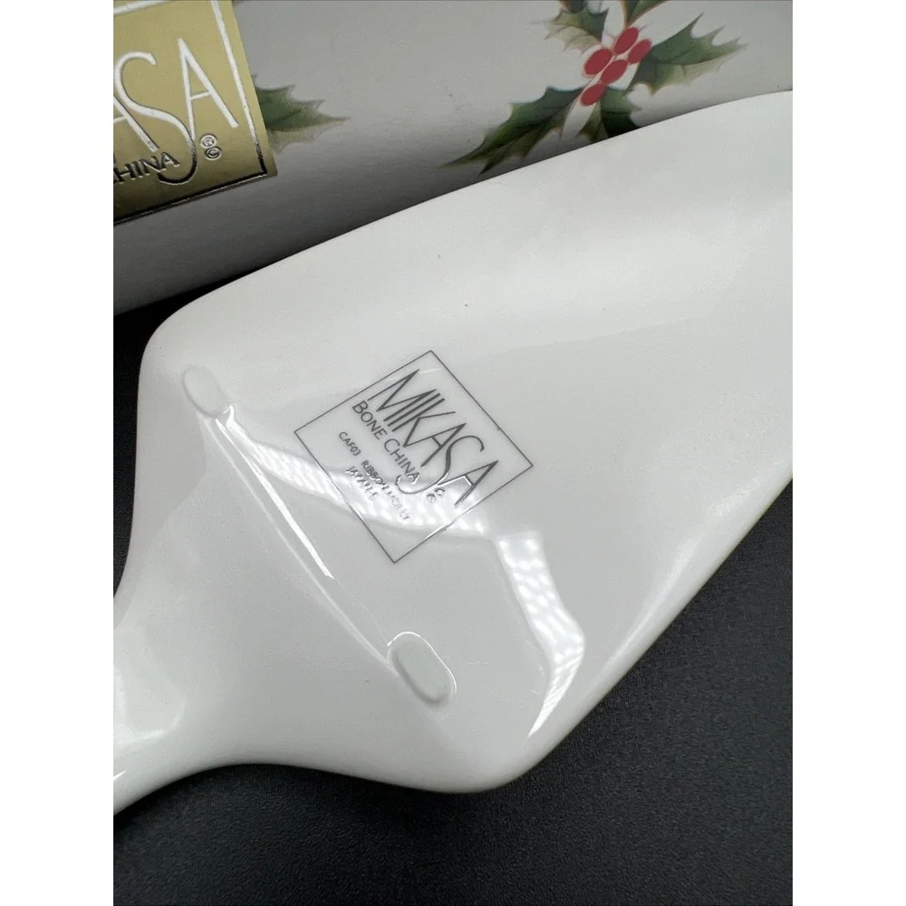 Mikasa Bone China Ribbon Holly Pie Cake Server Cutter Spatula Christmas Bows